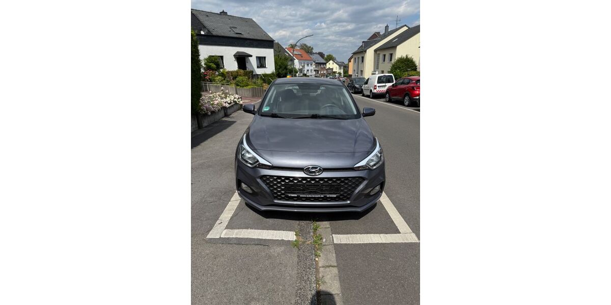 Hyundai i20 37.323 km 13.990 &euro; Dortmund 44309