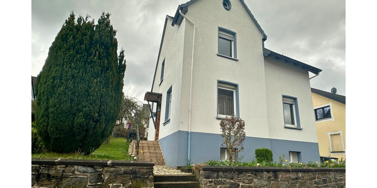 Einfamilienhaus Altena - 4 Zimmer, 120 m&sup2;, 169.000&euro; | Angebot:25998390