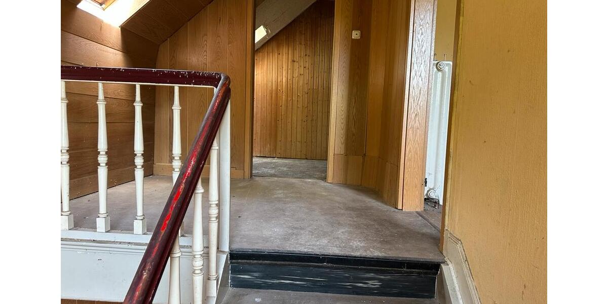 Doppelhaushälfte Altena - 10 Zimmer, 169 m&sup2;, 123.000&euro; | Angebot:26821762