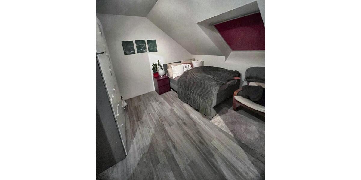 Dachgeschoßwohnung Halver - 2.5 Zimmer, 53 m&sup2;, 580&euro; | Angebot:27600983