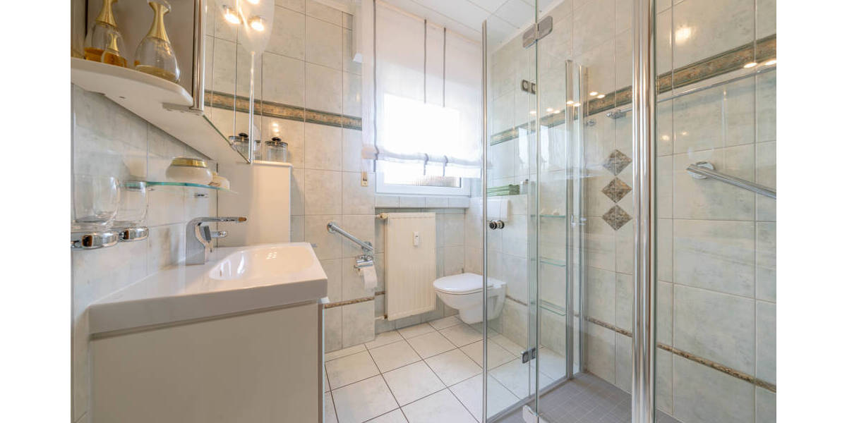 Mehrfamilienhaus, Wohnhaus Kamen Kamen-Mitte - 8 Zimmer, 230 m&sup2;, 475.000&euro; | Angebot:25689548