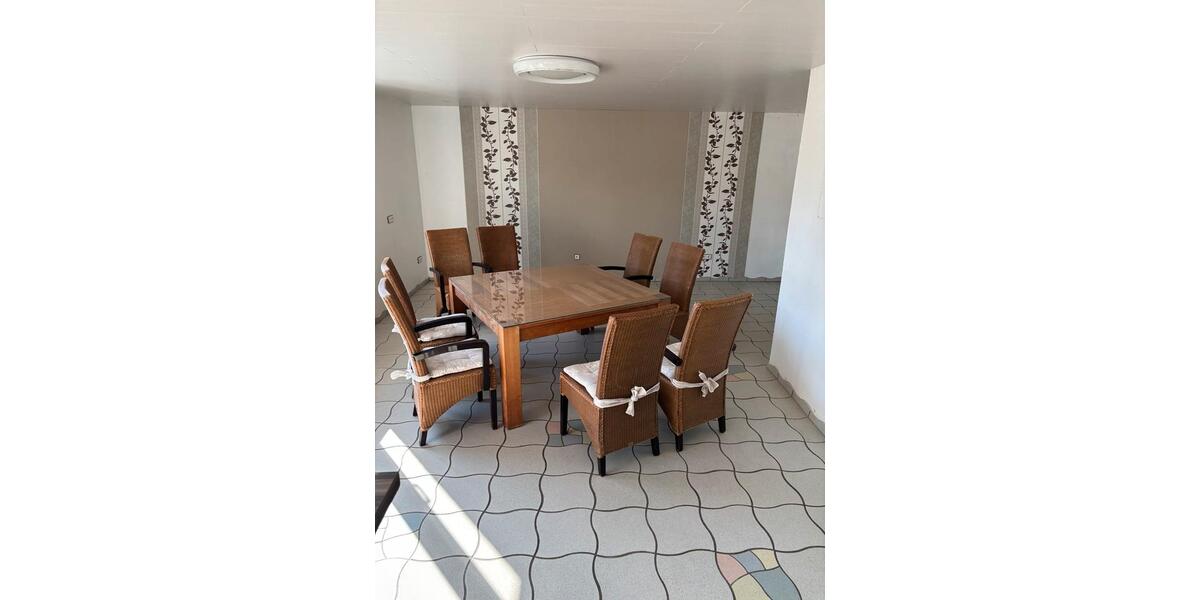 Etagenwohnung Schwerte - 1 Zimmer, 200 m&sup2;, 1.500&euro; | Angebot:27592870