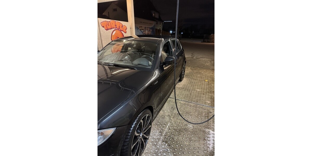 BMW 118 180.000 km 8.250 &euro; Dortmund 44135