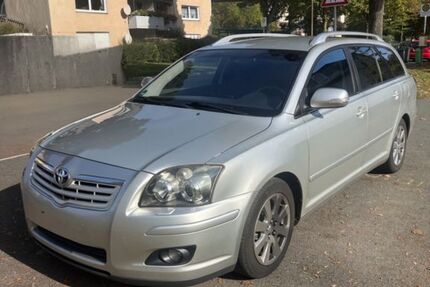 Toyota Avensis 220.000 km 3.700 &euro; Iserlohn 58644