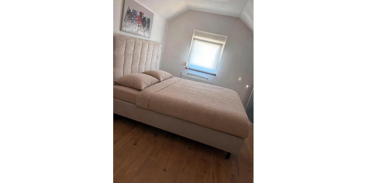 Dachgeschoßwohnung Holzwickede - 1.5 Zimmer, 38 m&sup2;, 620&euro; | Angebot:27550778