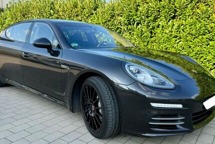 Porsche Panamera 69.808 km 38.999 &euro; Dortmund 44229