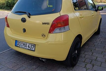 Toyota Yaris 200.867 km 2.850 &euro; Dortmund 44369