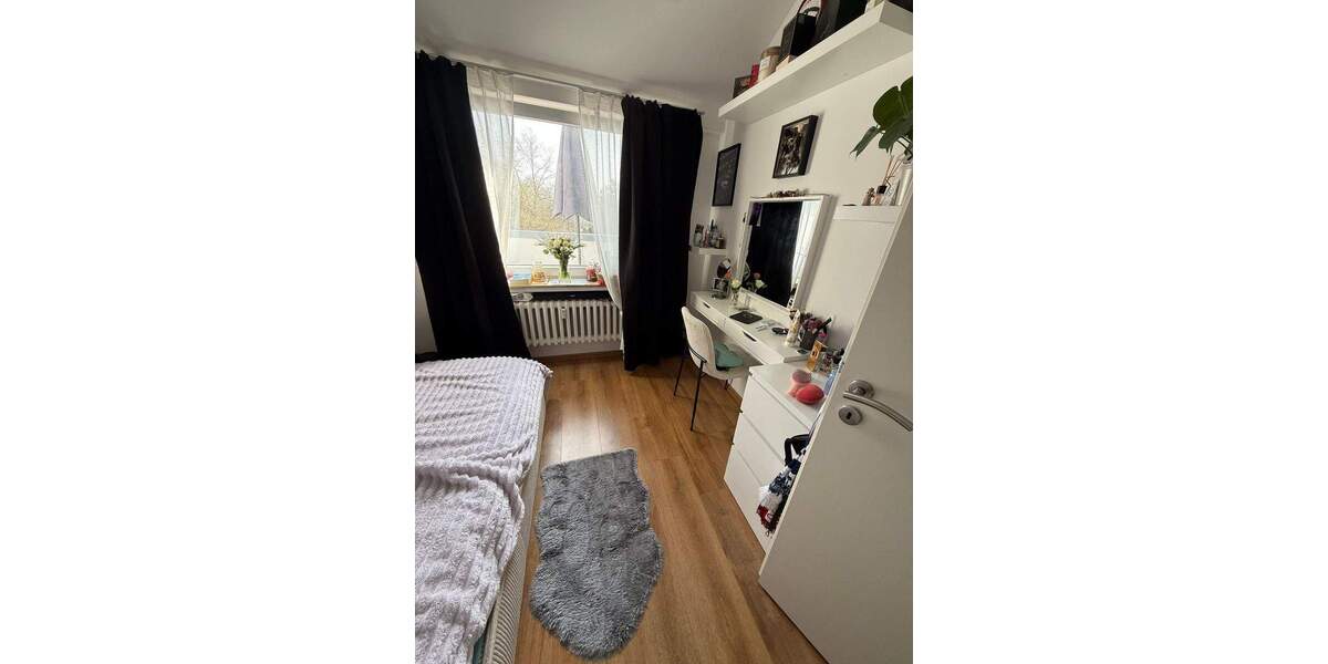 Zimmer Bochum Laer - 3 Zimmer, 76 m&sup2;, 700&euro; | Angebot:25909263