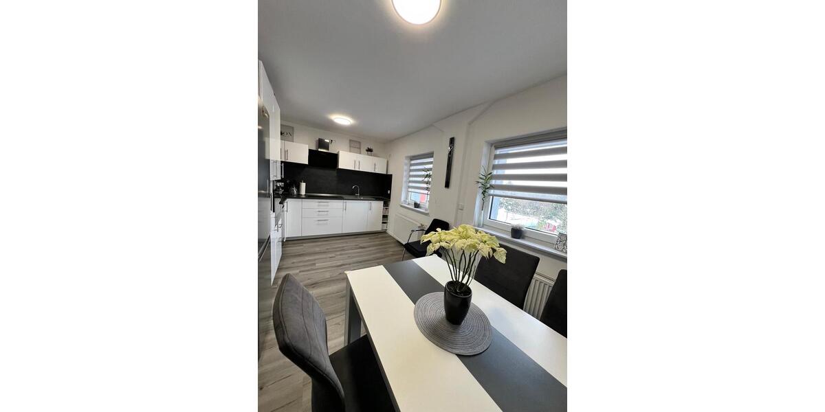 Einfamilienhaus Iserlohn Sümmern - 9 Zimmer, 180 m&sup2;, 399.000&euro; | Angebot:25017524