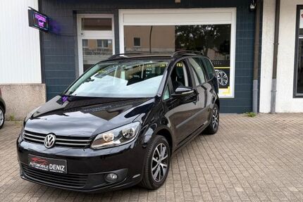 VW Touran 141.858 km 9.299 &euro; Lünen 44532