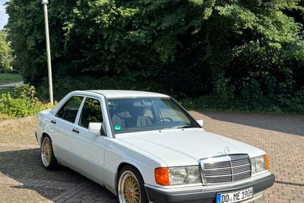Mercedes-Benz 190 293.000 km 7.299 &euro; Dortmund 44141