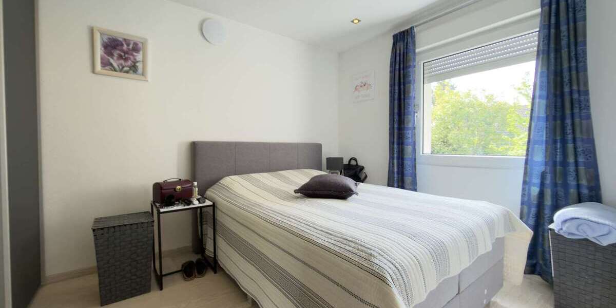 Modernisiertes Reihenhaus mit Wellnessbad, Gäste-WC, Keller & 248 m² Grundstück - Reihenmittelhaus Bönen | Angebot:27671909