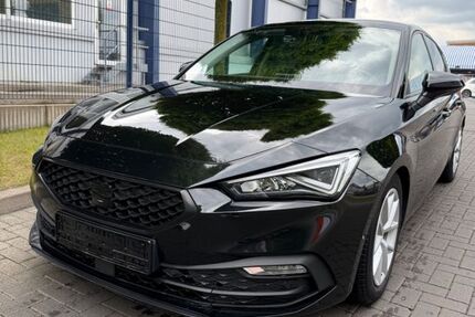 Seat Leon 90.000 km 16.900 &euro; Bochum 44795