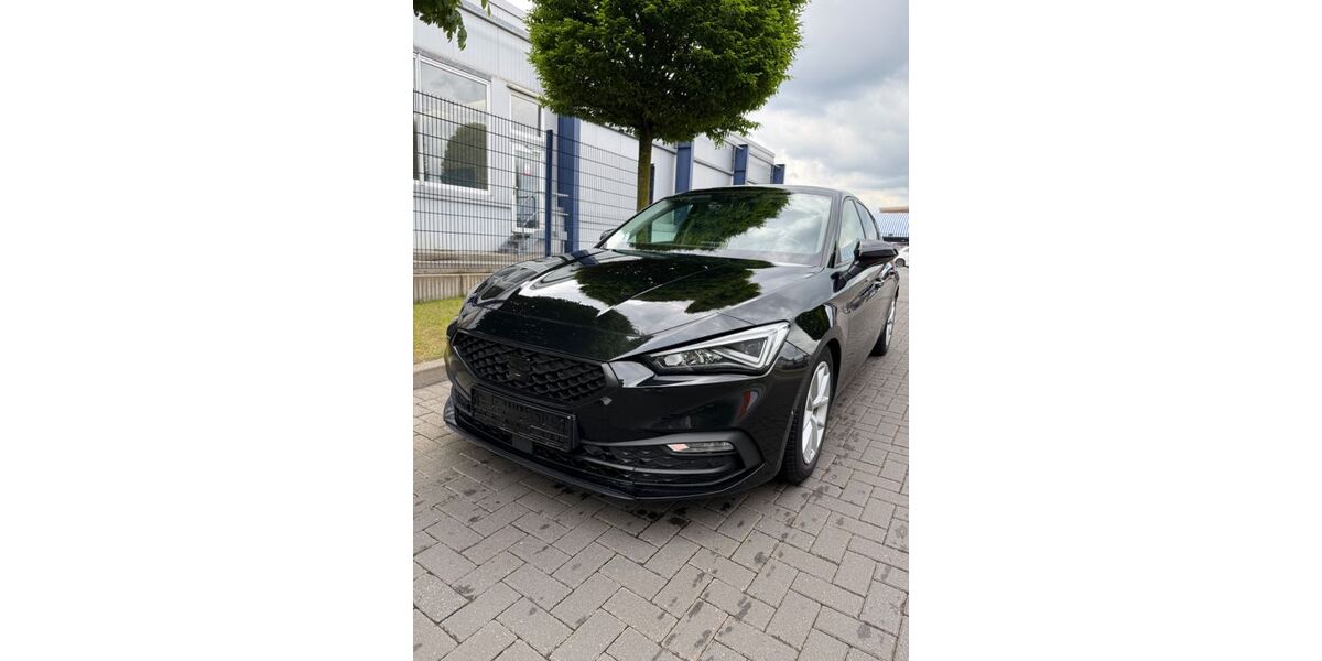 Seat Leon 90.000 km 16.900 &euro; Bochum 44795