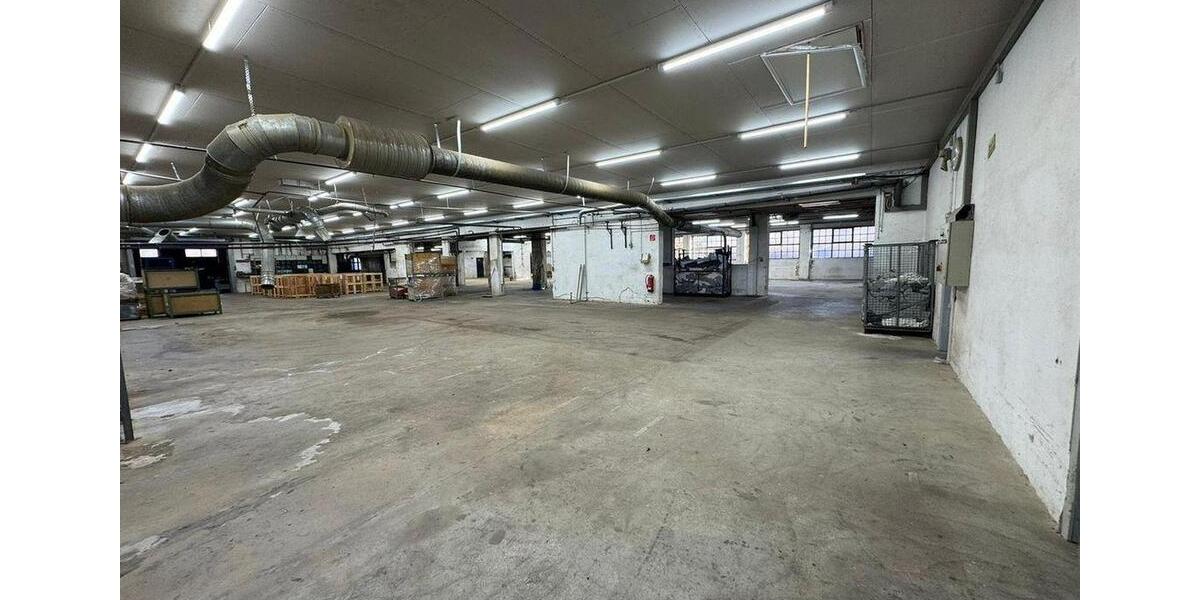 Gewerbeobjekt Balve - 3.950&euro; | Angebot:24513889