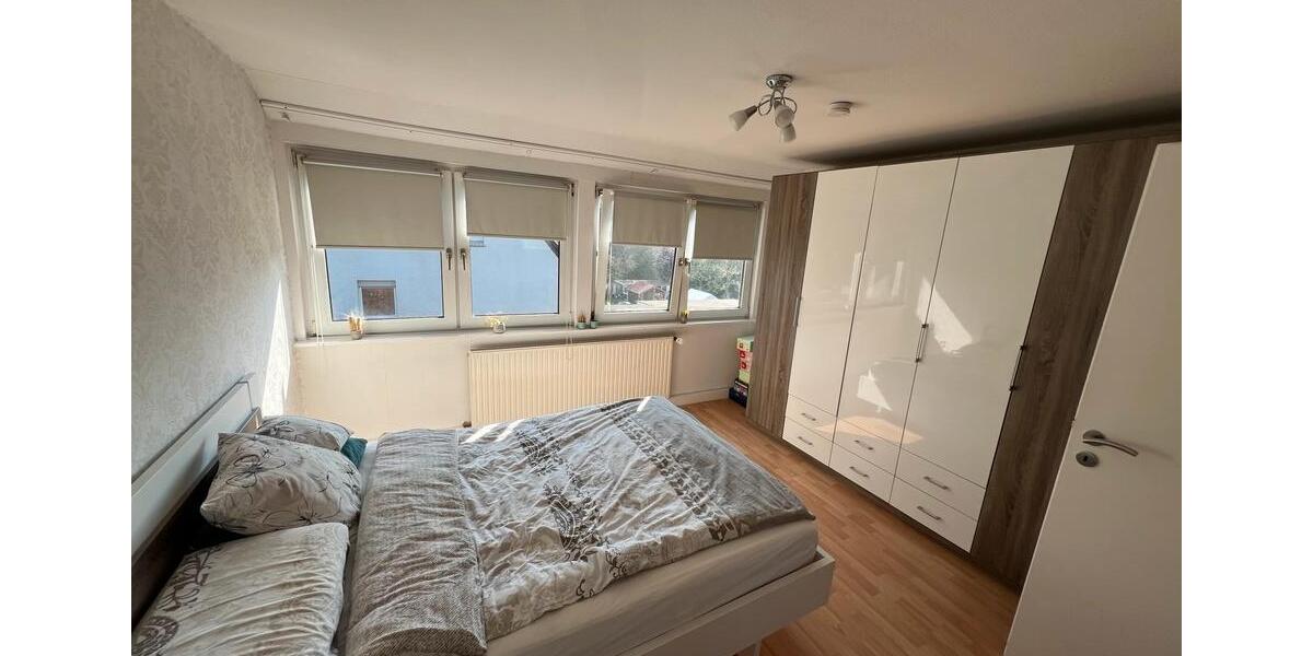 Dachgeschoßwohnung Lünen Alstedde - 3.5 Zimmer, 65 m&sup2;, 448&euro; | Angebot:25982696