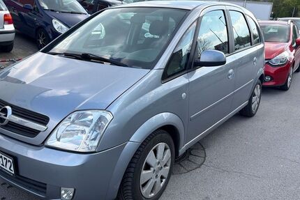 Opel Meriva 176.000 km 2.400 &euro; Herne 44651