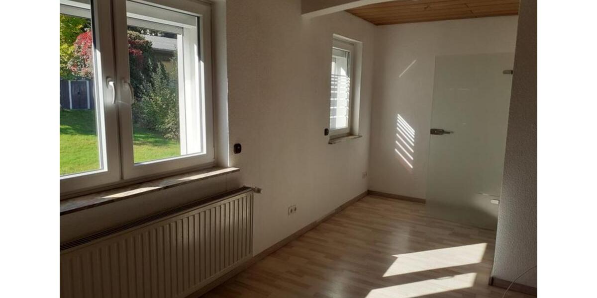 Etagenwohnung Lüdenscheid Augustenthal - 2 Zimmer, 60 m&sup2;, 510&euro; | Angebot:25656555