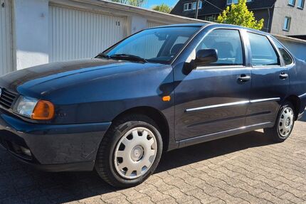 VW Polo 93.344 km 1.499 &euro; Lünen 44532