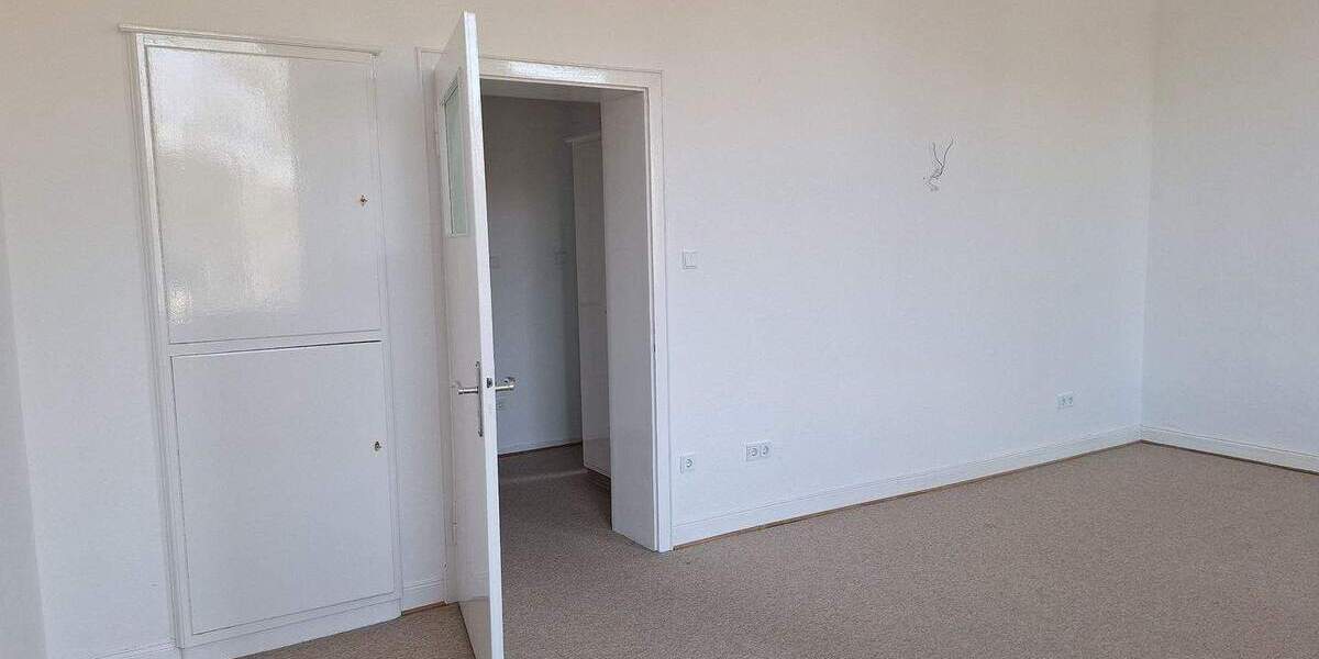 Etagenwohnung Bochum Ehrenfeld - 4 Zimmer, 166 m&sup2;, 1.530&euro; | Angebot:25665742