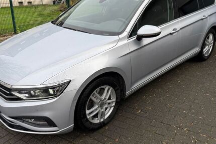 VW Passat Variant 176.000 km 16.200 &euro; Bochum 44807