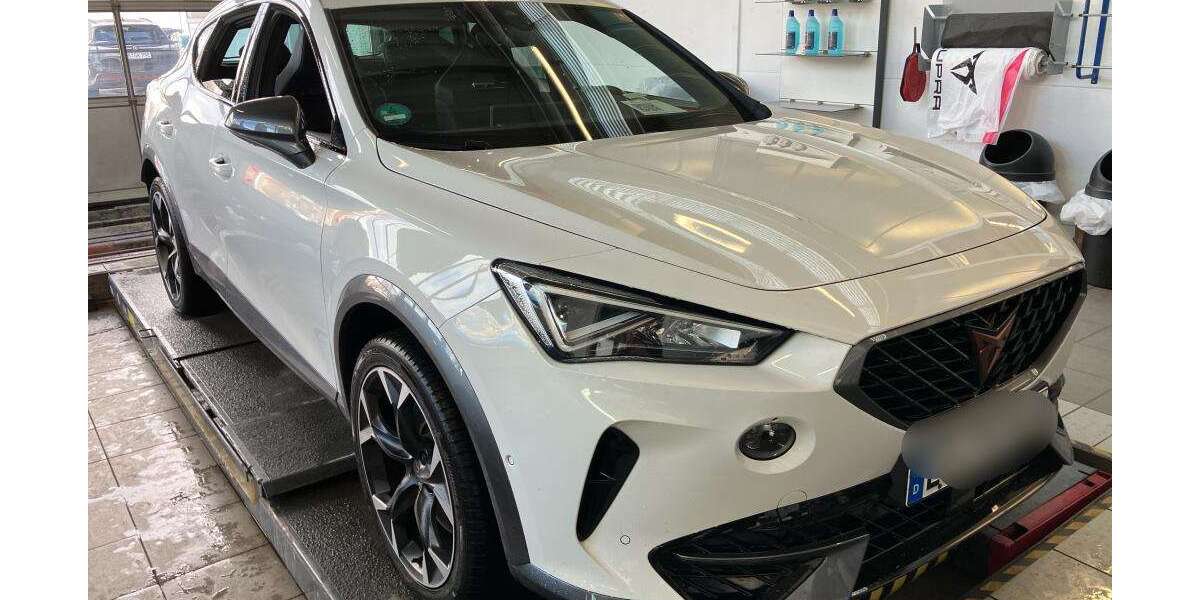 Cupra Formentor VZ 1.4 e-Hybrid DSG NAVI PANORAMA AHK KA 40.838 km 24.988 &euro; Bergkamen 59192