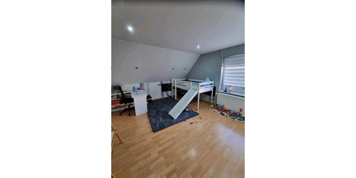 Reihenhaus Hamm Herringen - 8 Zimmer, 195 m&sup2;, 395.000&euro; | Angebot:25942927