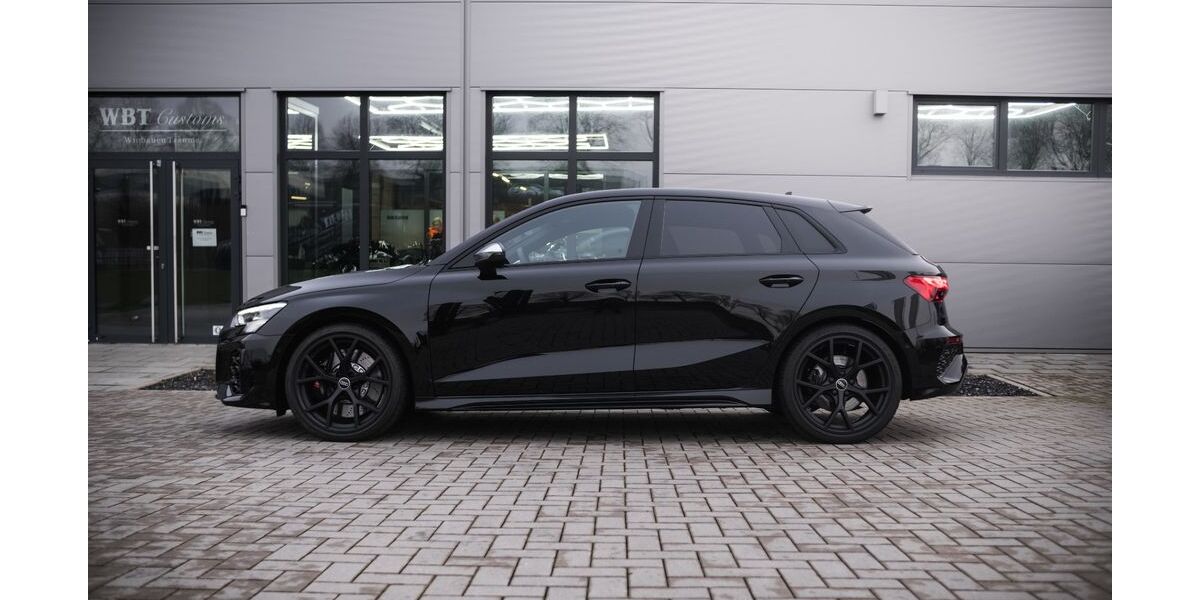 Audi RS3 3.900 km 59.500 &euro; Holzwickede 59439