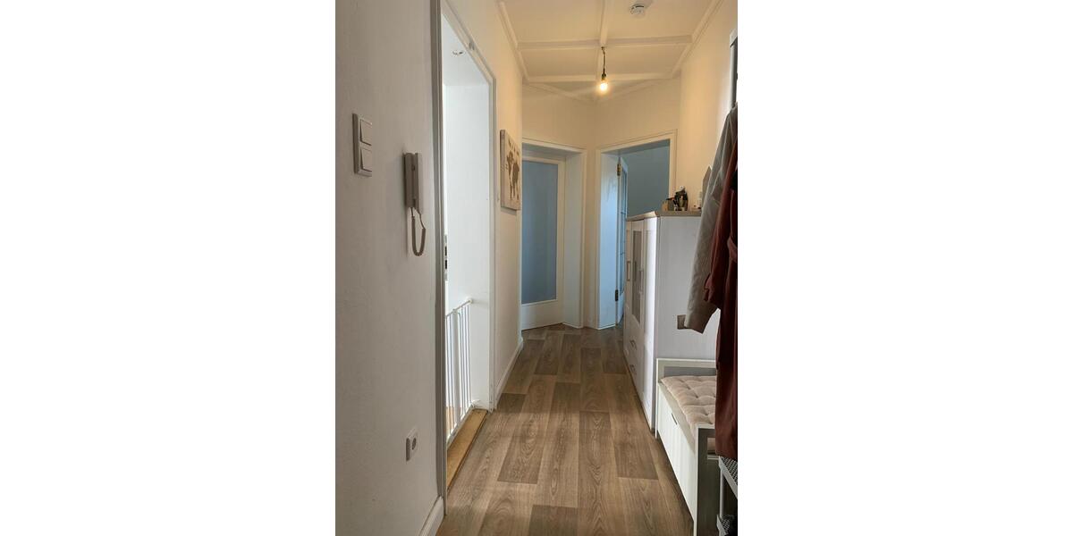 Erdgeschoßwohnung Lünen Brambauer - 3 Zimmer, 150 m&sup2;, 1.250&euro; | Angebot:25394247