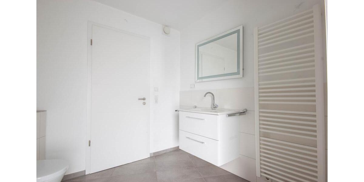 Einfamilienhaus Ense - 3 Zimmer, 125 m&sup2;, 1.250&euro; | Angebot:25807067