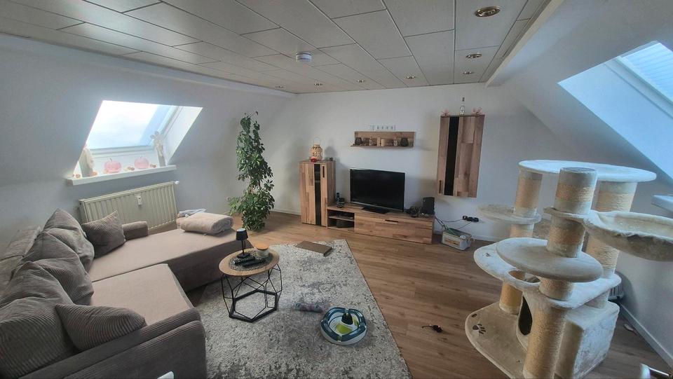 Dachgeschoßwohnung Hagen Dahl - 2.5 Zimmer, 62 m&sup2;, 490&euro; | Angebot:25990092