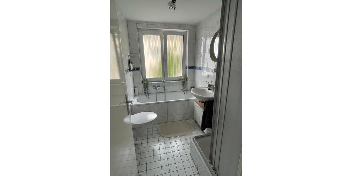Etagenwohnung Hattingen - 3.5 Zimmer, 93 m&sup2;, 875&euro; | Angebot:27583225