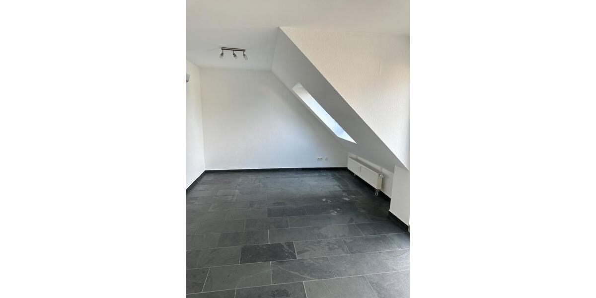 Einfamilienhaus Bochum Bochum-Südwest - 6.5 Zimmer, 200 m&sup2;, 1.952&euro; | Angebot:27615731