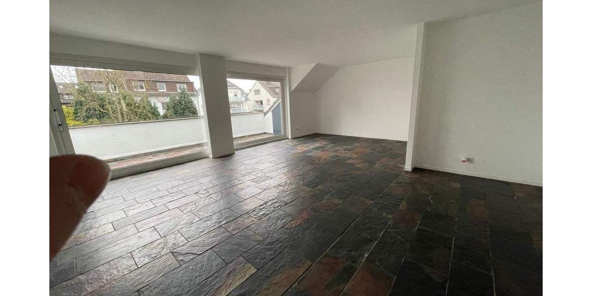 Etagenwohnung Bochum Harpen - 2 Zimmer, 83 m&sup2;, 187.500&euro; | Angebot:25835153