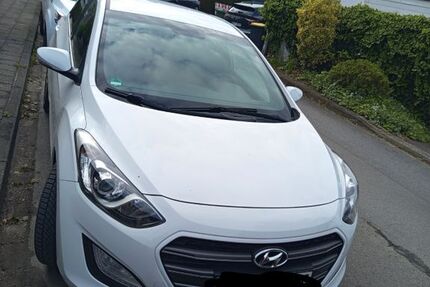 Hyundai i30 86.400 km 9.400 &euro; Unna 59427