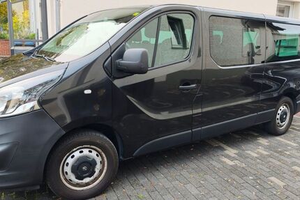Opel Vivaro 71.300 km 16.900 &euro; Werl 59457