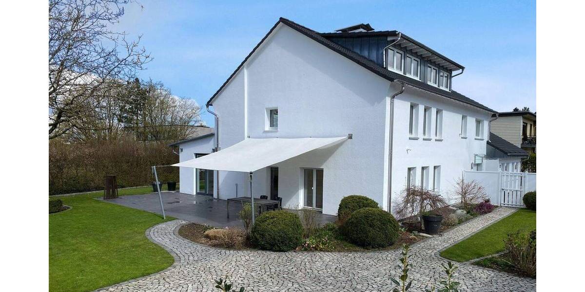 Einfamilienhaus Halver - 1 Zimmer, 389 m&sup2;, 930.000&euro; | Angebot:26008369