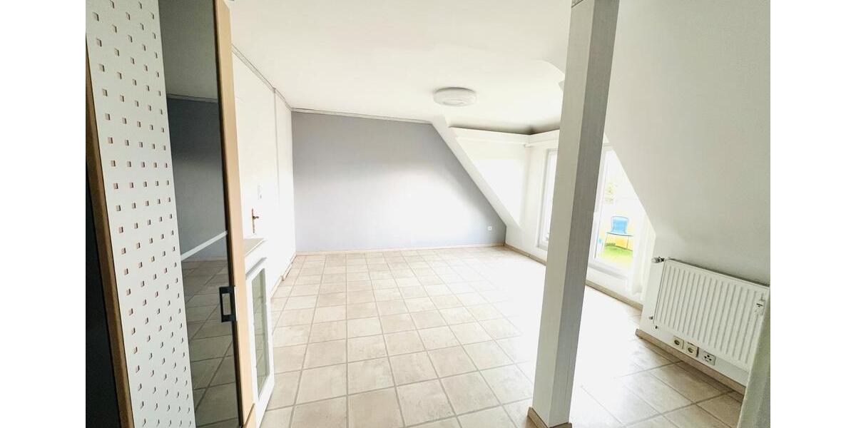 Dachgeschoßwohnung Menden (Sauerland) - 4 Zimmer, 80 m&sup2;, 179.000&euro; | Angebot:24750548