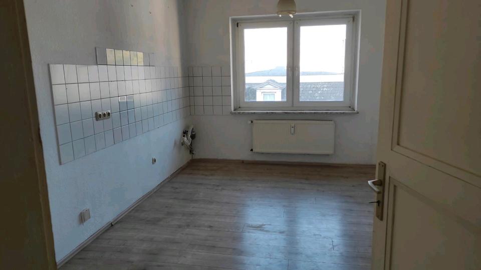Etagenwohnung Gevelsberg - 3 Zimmer, 97 m&sup2;, 119.000&euro; | Angebot:27609905