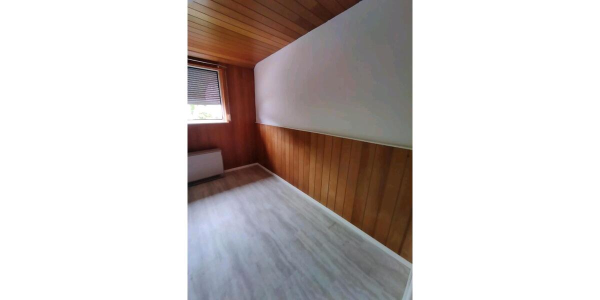 Dachgeschoßwohnung Hemer - 3 Zimmer, 57 m&sup2;, 580&euro; | Angebot:25857357