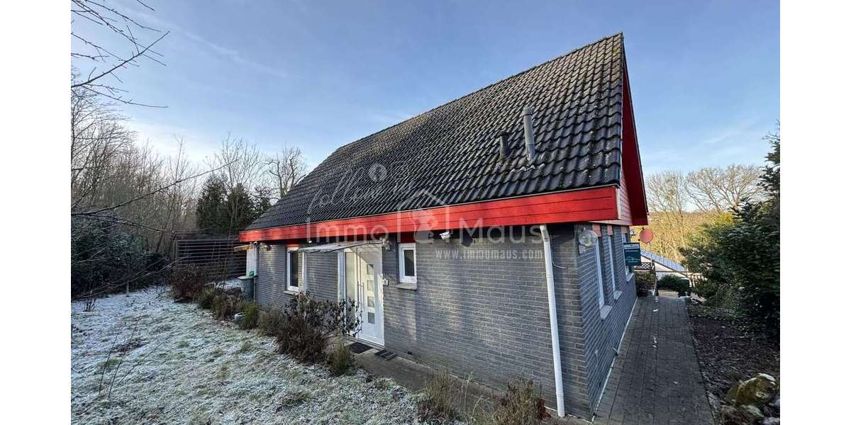 Einfamilienhaus Menden - 10 Zimmer, 200 m&sup2;, 179.000&euro; | Angebot:24707141