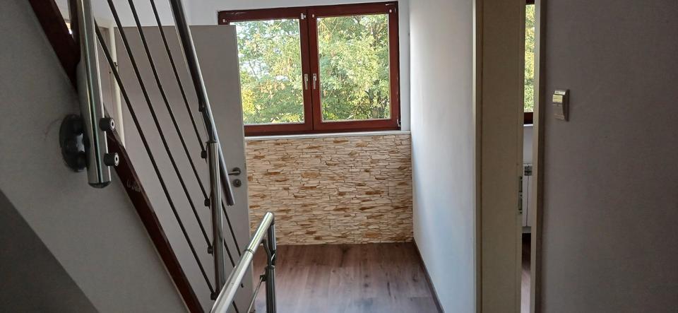 Einfamilienhaus Kamen - 8.5 Zimmer, 285 m&sup2;, 2.500&euro; | Angebot:27615885