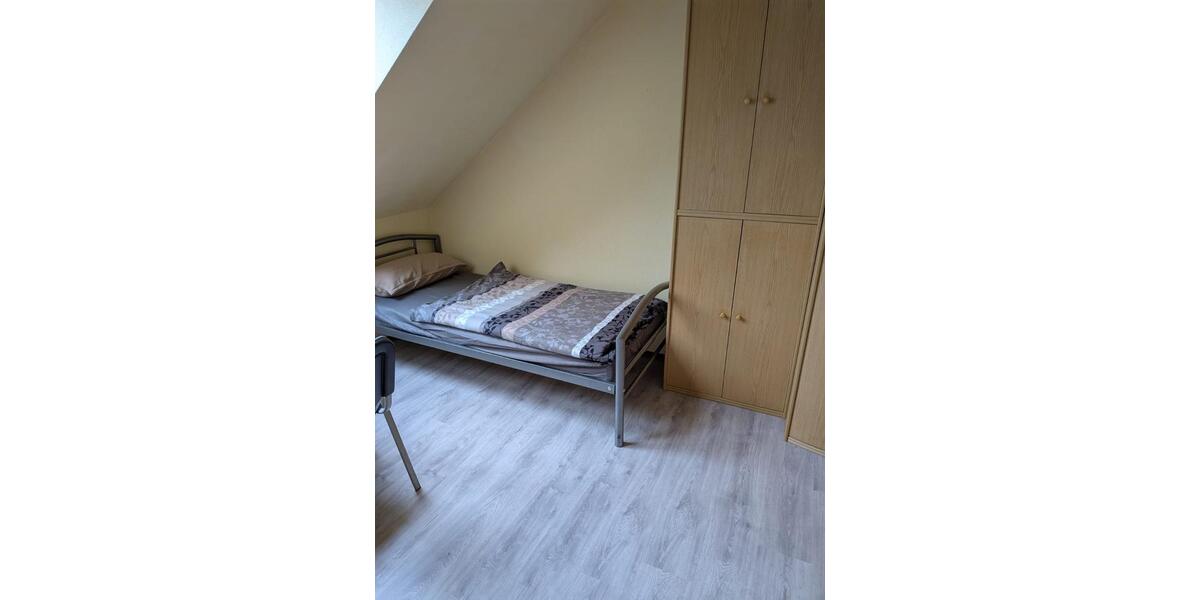 Dachgeschoßwohnung Dortmund Huckarde - 1 Zimmer, 14 m&sup2;, 450&euro; | Angebot:24840515
