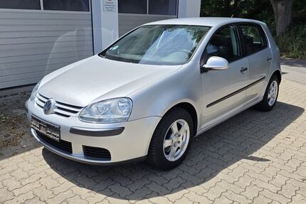 VW Golf 144.000 km 2.800 &euro; Hagen 58119