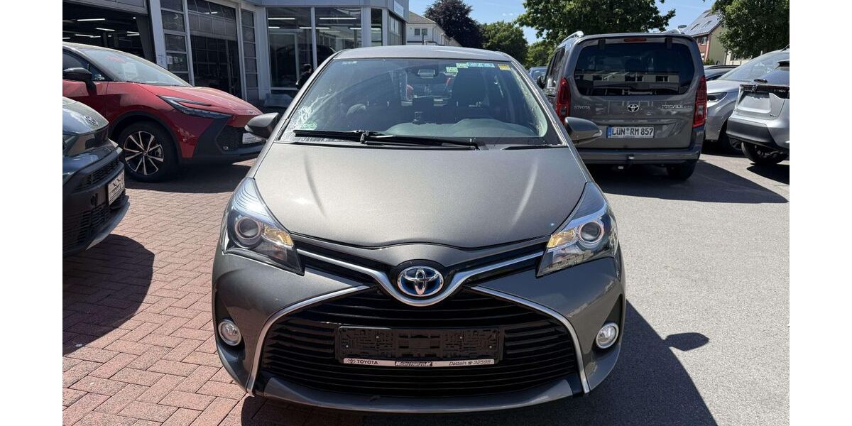 Toyota Yaris 156.000 km 9.900 &euro; Datteln 45711