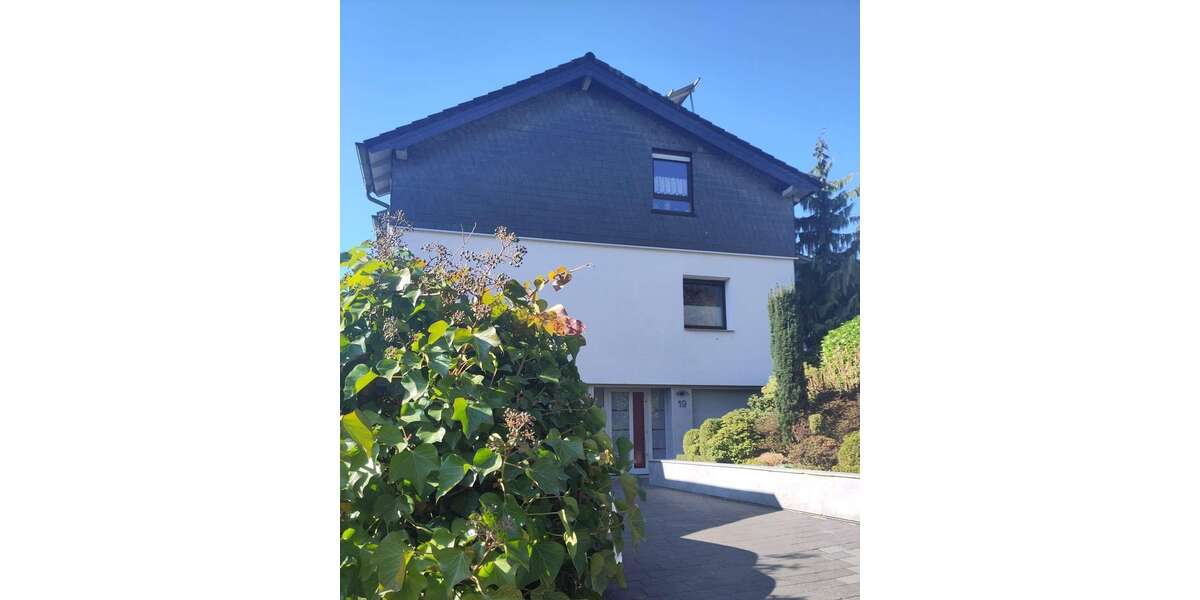 Einfamilienhaus Schwerte - 9 Zimmer, 174 m&sup2;, 649.000&euro; | Angebot:25880317