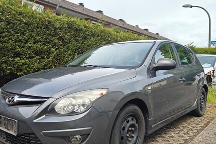 Hyundai i30 368.000 km 699 &euro; Bergkamen 59192