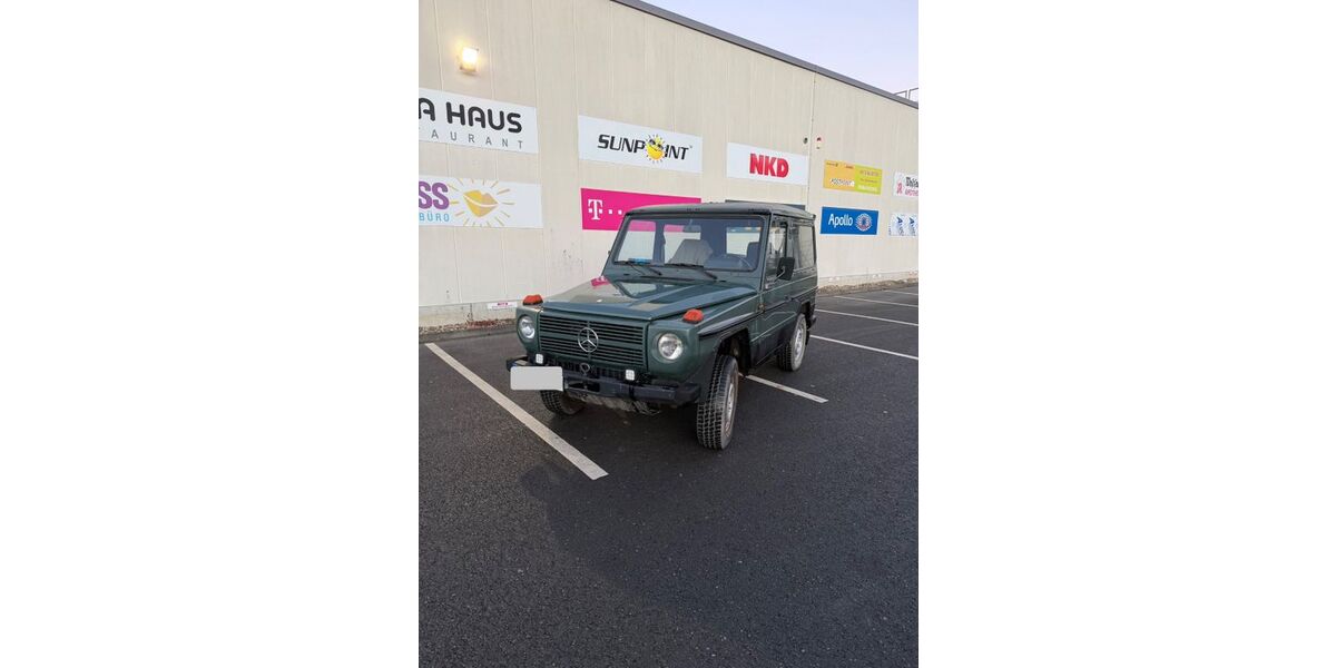 Mercedes-Benz G 300 88.888 km 11.500 &euro; Bochum 44793