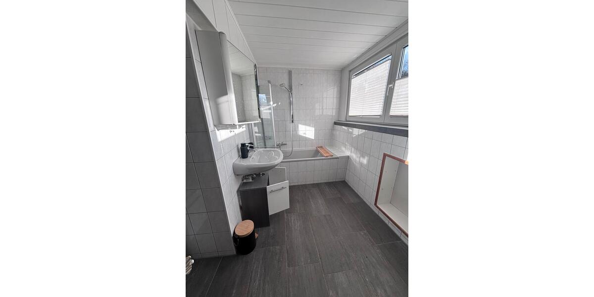 Dachgeschoßwohnung Dortmund Hörde - 2.5 Zimmer, 58 m&sup2;, 575&euro; | Angebot:25922789