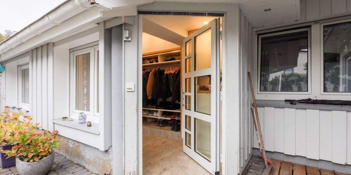 Mehrfamilienhaus, Wohnhaus Lüdenscheid Stüttinghausen - 9 Zimmer, 349 m&sup2;, 419.000&euro; | Angebot:25688973